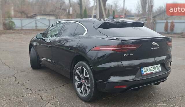 Черный Ягуар I-Pace, объемом двигателя 0 л и пробегом 121 тыс. км за 26900 $, фото 7 на Automoto.ua