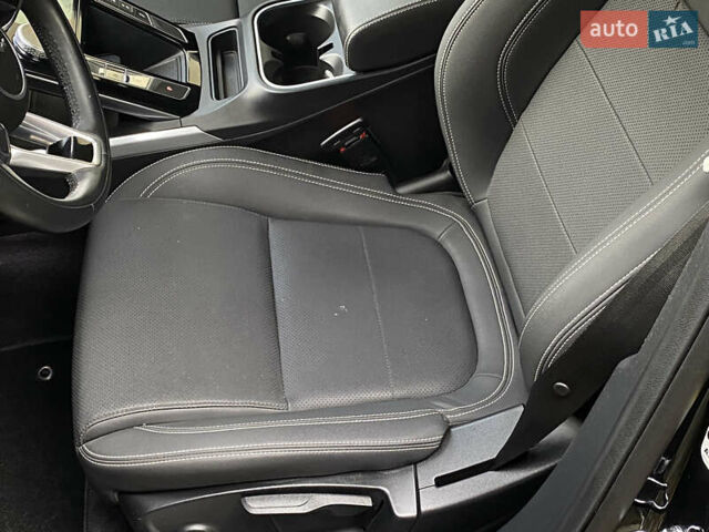 Черный Ягуар I-Pace, объемом двигателя 0 л и пробегом 150 тыс. км за 22500 $, фото 37 на Automoto.ua