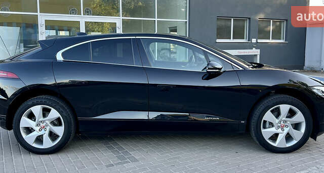 Черный Ягуар I-Pace, объемом двигателя 0 л и пробегом 90 тыс. км за 25950 $, фото 17 на Automoto.ua