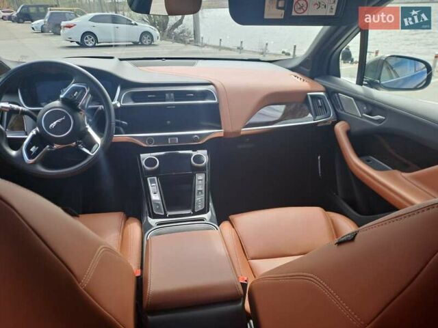 Черный Ягуар I-Pace, объемом двигателя 0 л и пробегом 39 тыс. км за 36000 $, фото 8 на Automoto.ua