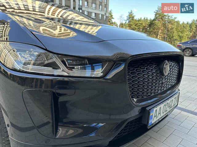 Черный Ягуар I-Pace, объемом двигателя 0 л и пробегом 90 тыс. км за 71906 $, фото 1 на Automoto.ua