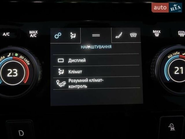 Черный Ягуар I-Pace, объемом двигателя 0 л и пробегом 90 тыс. км за 25900 $, фото 57 на Automoto.ua