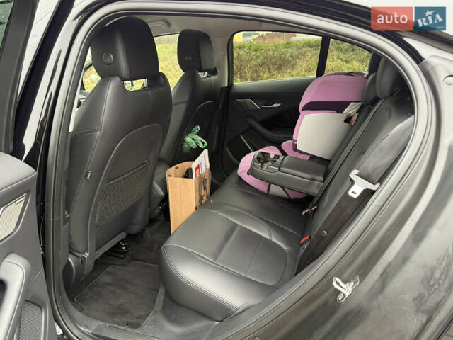 Чорний Ягуар I-Pace, об'ємом двигуна 0 л та пробігом 93 тис. км за 21499 $, фото 37 на Automoto.ua