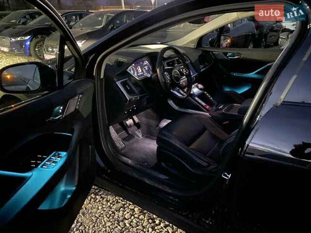 Черный Ягуар I-Pace, объемом двигателя 0 л и пробегом 90 тыс. км за 25900 $, фото 2 на Automoto.ua
