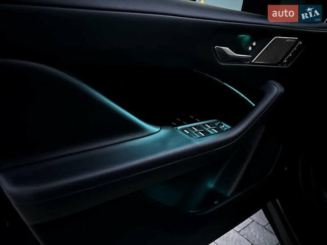 Черный Ягуар I-Pace, объемом двигателя 0 л и пробегом 34 тыс. км за 31400 $, фото 18 на Automoto.ua