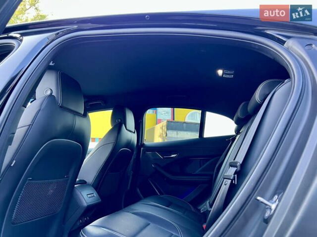 Черный Ягуар I-Pace, объемом двигателя 0 л и пробегом 90 тыс. км за 25550 $, фото 70 на Automoto.ua