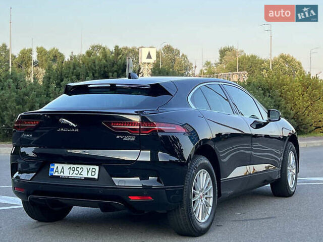 Чорний Ягуар I-Pace, об'ємом двигуна 0 л та пробігом 62 тис. км за 18000 $, фото 5 на Automoto.ua