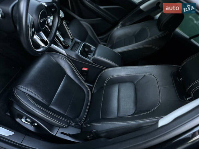 Черный Ягуар I-Pace, объемом двигателя 0 л и пробегом 34 тыс. км за 31400 $, фото 31 на Automoto.ua