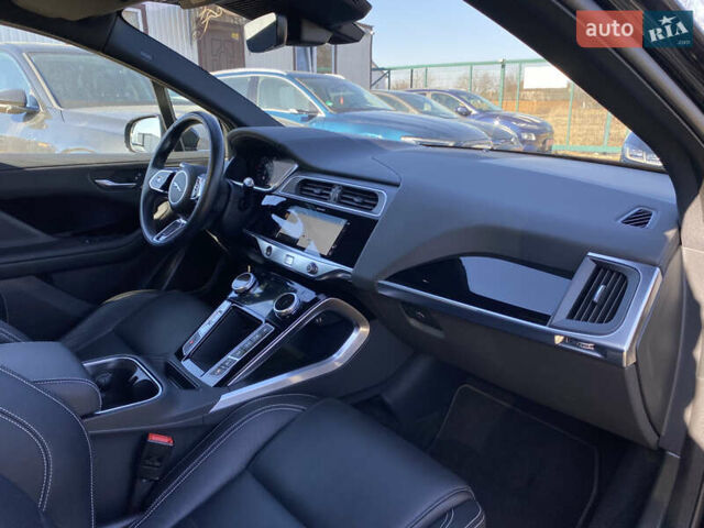 Черный Ягуар I-Pace, объемом двигателя 0 л и пробегом 64 тыс. км за 29900 $, фото 158 на Automoto.ua