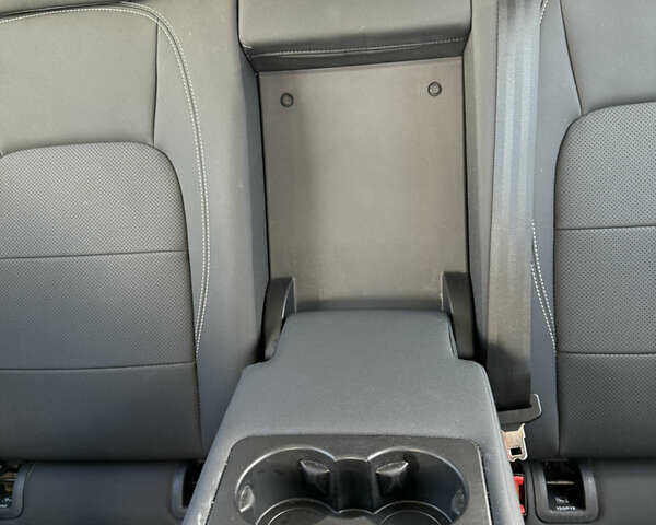 Чорний Ягуар I-Pace, об'ємом двигуна 0 л та пробігом 120 тис. км за 22799 $, фото 53 на Automoto.ua