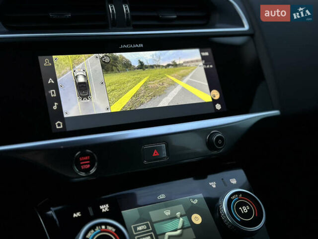 Черный Ягуар I-Pace, объемом двигателя 0 л и пробегом 34 тыс. км за 31400 $, фото 40 на Automoto.ua