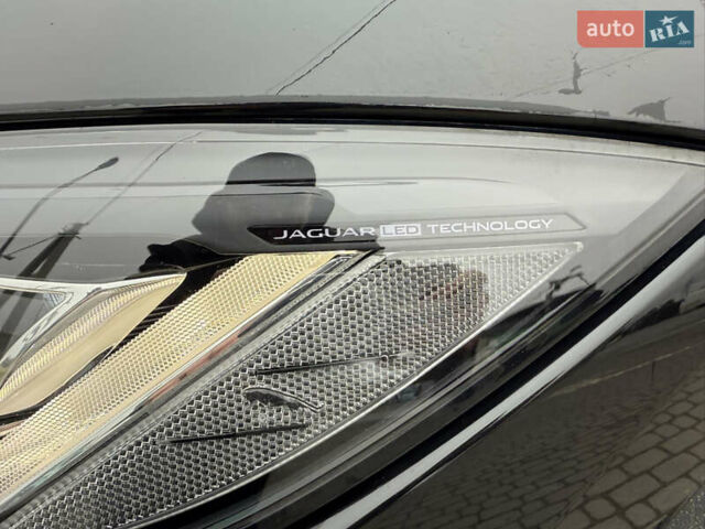 Чорний Ягуар I-Pace, об'ємом двигуна 0 л та пробігом 93 тис. км за 21499 $, фото 17 на Automoto.ua