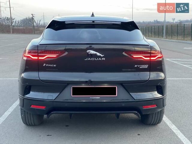 Черный Ягуар I-Pace, объемом двигателя 0 л и пробегом 173 тыс. км за 29999 $, фото 1 на Automoto.ua