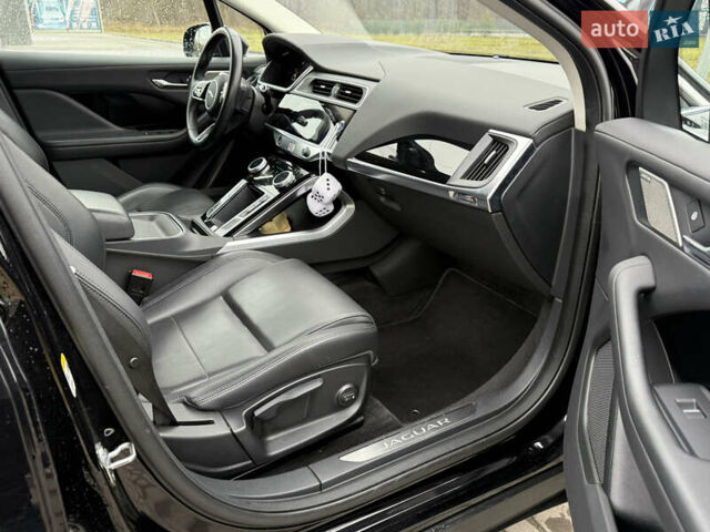 Чорний Ягуар I-Pace, об'ємом двигуна 0 л та пробігом 93 тис. км за 21499 $, фото 48 на Automoto.ua