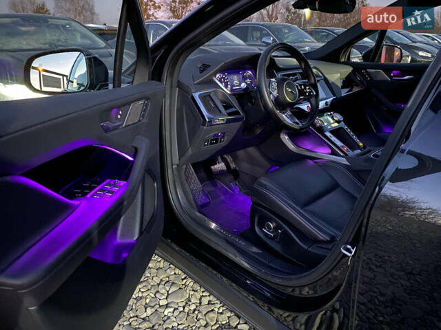 Черный Ягуар I-Pace, объемом двигателя 0 л и пробегом 64 тыс. км за 29900 $, фото 49 на Automoto.ua