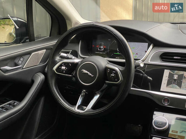 Черный Ягуар I-Pace, объемом двигателя 0 л и пробегом 150 тыс. км за 23000 $, фото 67 на Automoto.ua