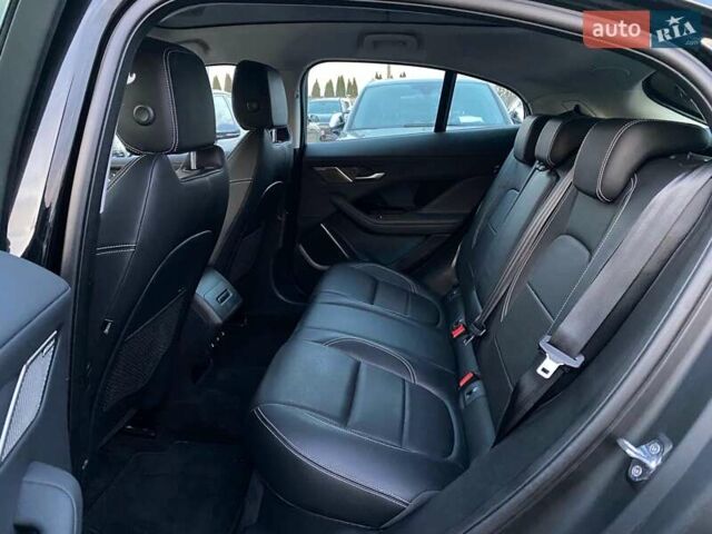 Черный Ягуар I-Pace, объемом двигателя 0 л и пробегом 90 тыс. км за 25900 $, фото 74 на Automoto.ua