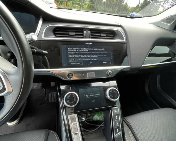 Черный Ягуар I-Pace, объемом двигателя 0 л и пробегом 130 тыс. км за 23990 $, фото 12 на Automoto.ua
