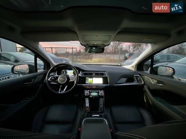 Черный Ягуар I-Pace, объемом двигателя 0 л и пробегом 90 тыс. км за 25900 $, фото 31 на Automoto.ua