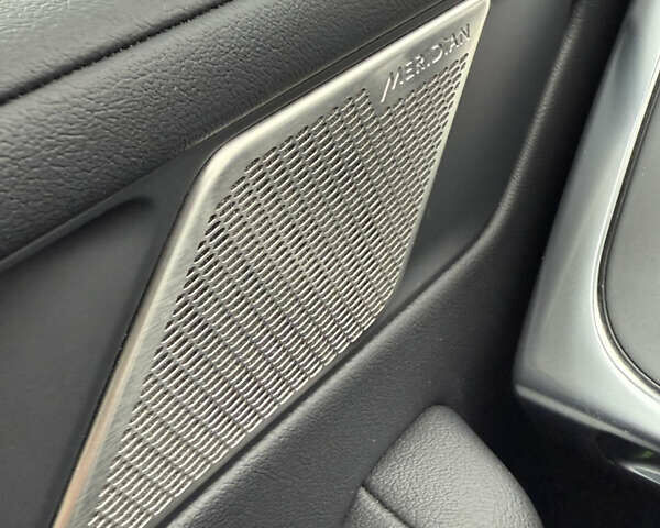 Чорний Ягуар I-Pace, об'ємом двигуна 0 л та пробігом 93 тис. км за 21499 $, фото 76 на Automoto.ua