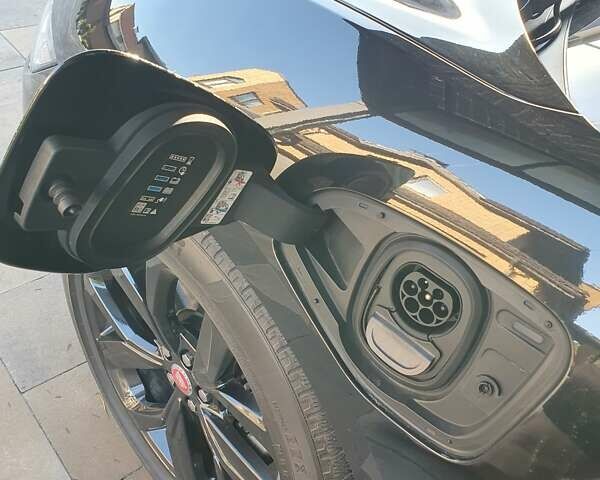 Черный Ягуар I-Pace, объемом двигателя 0 л и пробегом 65 тыс. км за 35900 $, фото 28 на Automoto.ua