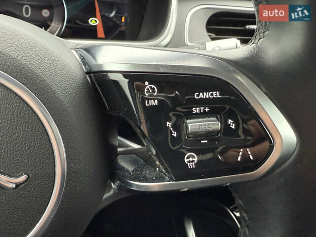 Чорний Ягуар I-Pace, об'ємом двигуна 0 л та пробігом 93 тис. км за 21499 $, фото 63 на Automoto.ua