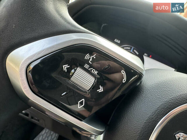 Черный Ягуар I-Pace, объемом двигателя 0 л и пробегом 75 тыс. км за 22900 $, фото 62 на Automoto.ua
