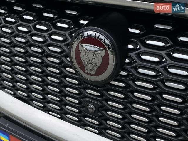 Черный Ягуар I-Pace, объемом двигателя 0 л и пробегом 150 тыс. км за 23000 $, фото 13 на Automoto.ua