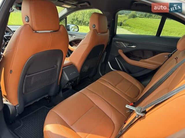 Черный Ягуар I-Pace, объемом двигателя 0 л и пробегом 50 тыс. км за 42000 $, фото 14 на Automoto.ua