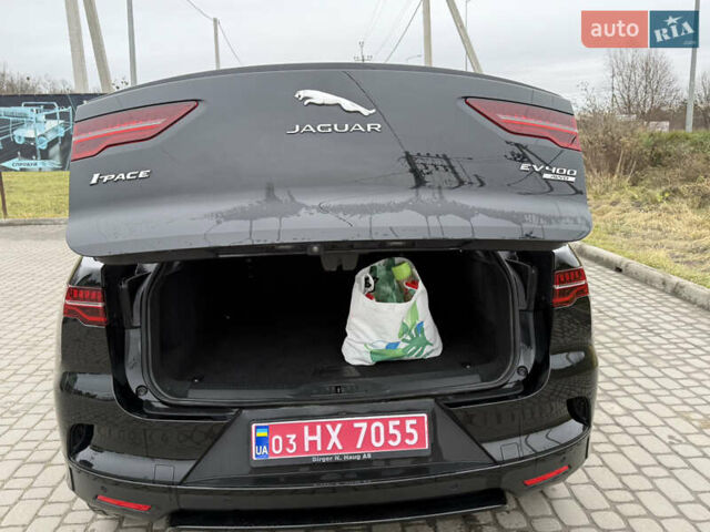 Чорний Ягуар I-Pace, об'ємом двигуна 0 л та пробігом 93 тис. км за 21499 $, фото 57 на Automoto.ua