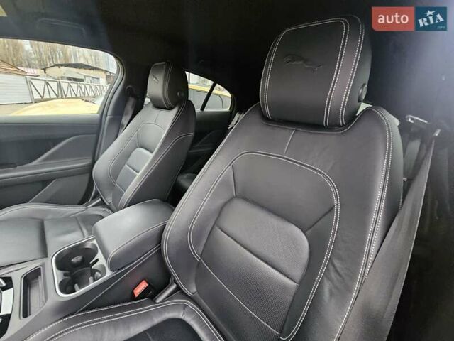 Черный Ягуар I-Pace, объемом двигателя 0 л и пробегом 59 тыс. км за 28700 $, фото 8 на Automoto.ua