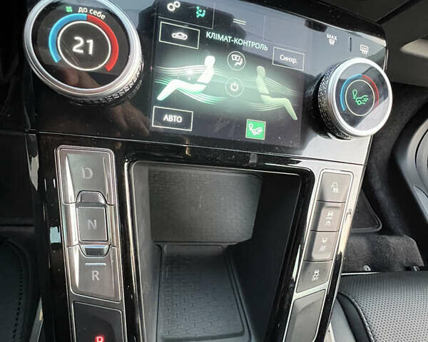 Черный Ягуар I-Pace, объемом двигателя 0 л и пробегом 52 тыс. км за 36400 $, фото 38 на Automoto.ua