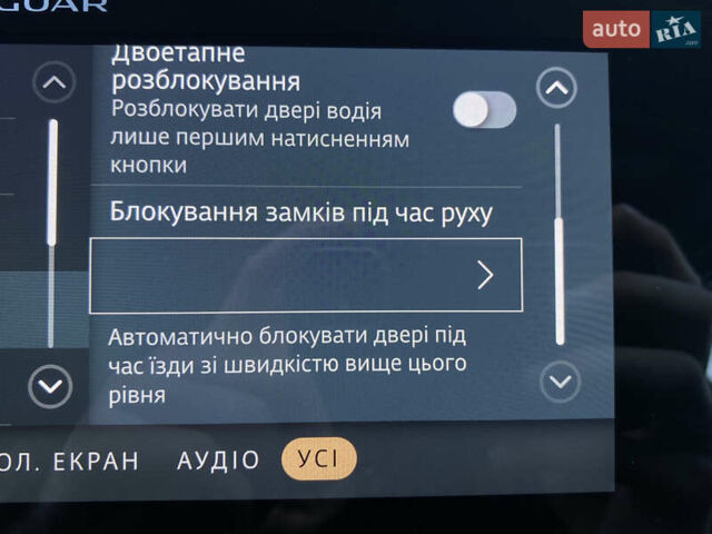 Черный Ягуар I-Pace, объемом двигателя 0 л и пробегом 64 тыс. км за 29900 $, фото 108 на Automoto.ua