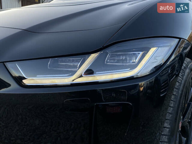 Черный Ягуар I-Pace, объемом двигателя 0 л и пробегом 64 тыс. км за 29900 $, фото 33 на Automoto.ua