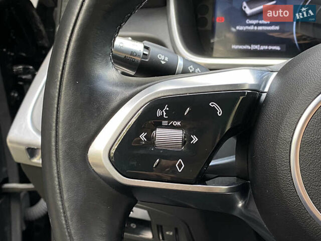Черный Ягуар I-Pace, объемом двигателя 0 л и пробегом 150 тыс. км за 22500 $, фото 43 на Automoto.ua