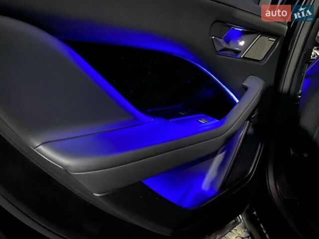 Черный Ягуар I-Pace, объемом двигателя 0 л и пробегом 64 тыс. км за 29900 $, фото 135 на Automoto.ua
