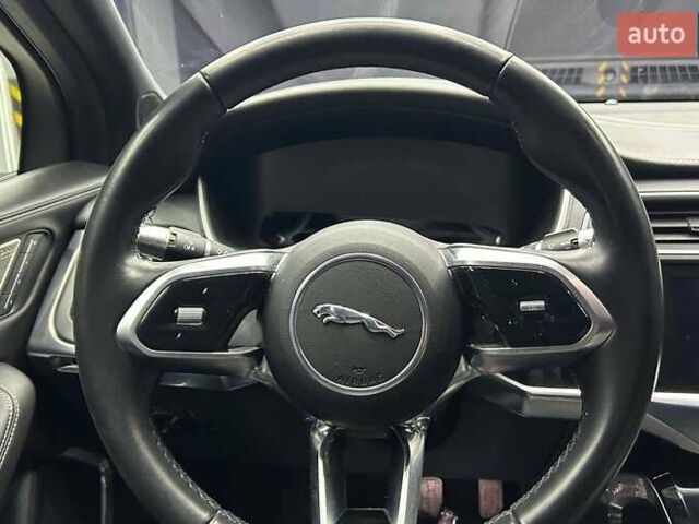 Черный Ягуар I-Pace, объемом двигателя 0 л и пробегом 47 тыс. км за 34500 $, фото 10 на Automoto.ua