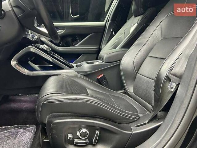 Черный Ягуар I-Pace, объемом двигателя 0 л и пробегом 47 тыс. км за 34500 $, фото 7 на Automoto.ua