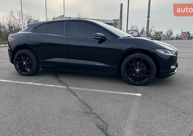 Черный Ягуар I-Pace, объемом двигателя 0 л и пробегом 149 тыс. км за 22300 $, фото 4 на Automoto.ua