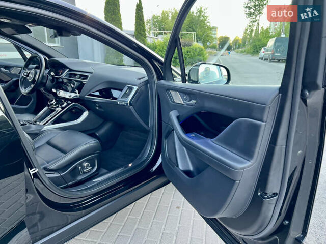 Черный Ягуар I-Pace, объемом двигателя 0 л и пробегом 90 тыс. км за 25550 $, фото 80 на Automoto.ua