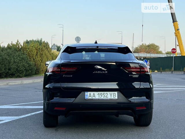 Черный Ягуар I-Pace, объемом двигателя 0 л и пробегом 52 тыс. км за 36400 $, фото 2 на Automoto.ua