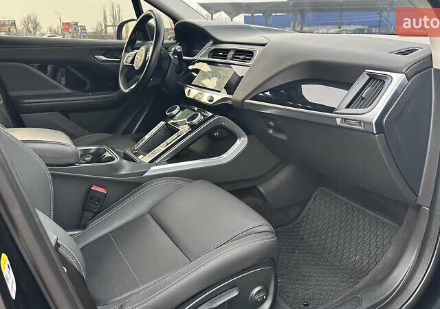 Черный Ягуар I-Pace, объемом двигателя 0 л и пробегом 149 тыс. км за 22300 $, фото 16 на Automoto.ua