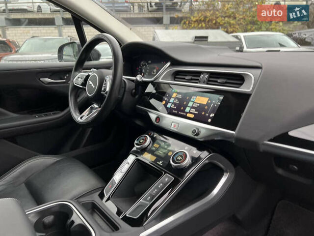 Черный Ягуар I-Pace, объемом двигателя 0 л и пробегом 46 тыс. км за 27200 $, фото 11 на Automoto.ua