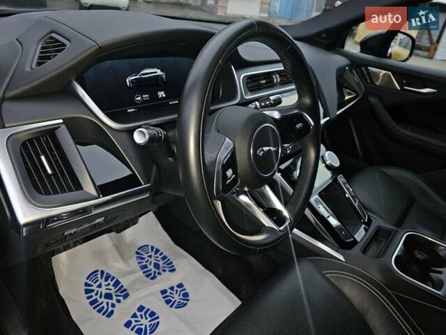 Черный Ягуар I-Pace, объемом двигателя 0 л и пробегом 59 тыс. км за 28700 $, фото 10 на Automoto.ua