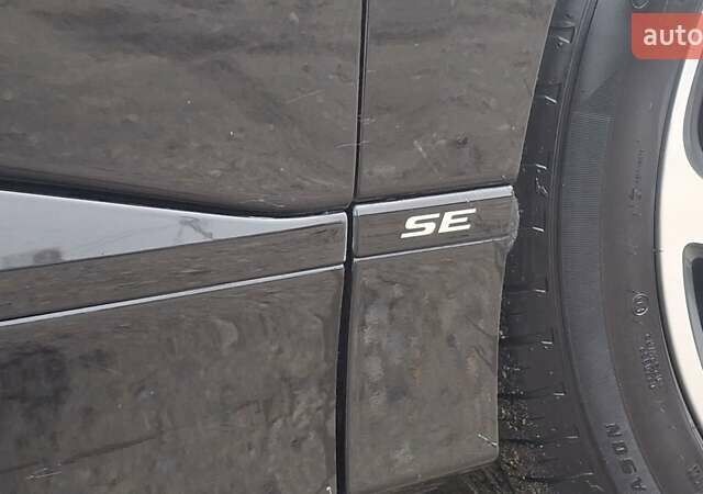 Черный Ягуар I-Pace, объемом двигателя 0 л и пробегом 121 тыс. км за 26900 $, фото 13 на Automoto.ua