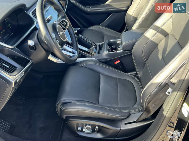 Черный Ягуар I-Pace, объемом двигателя 0 л и пробегом 113 тыс. км за 26047 $, фото 11 на Automoto.ua