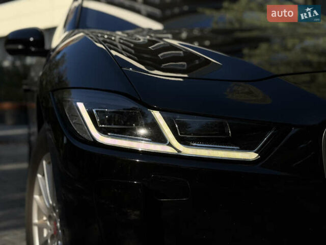 Чорний Ягуар I-Pace, об'ємом двигуна 0 л та пробігом 108 тис. км за 23900 $, фото 10 на Automoto.ua