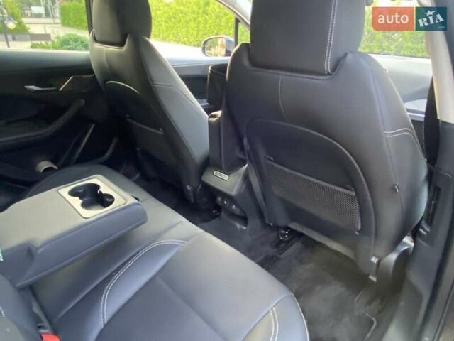 Черный Ягуар I-Pace, объемом двигателя 0 л и пробегом 148 тыс. км за 25800 $, фото 7 на Automoto.ua
