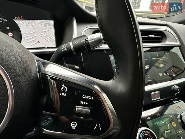 Черный Ягуар I-Pace, объемом двигателя 0 л и пробегом 62 тыс. км за 31800 $, фото 22 на Automoto.ua