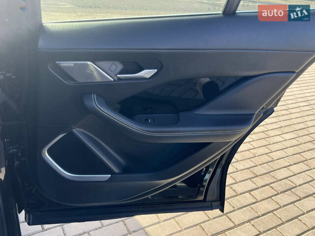 Черный Ягуар I-Pace, объемом двигателя 0 л и пробегом 113 тыс. км за 26047 $, фото 22 на Automoto.ua